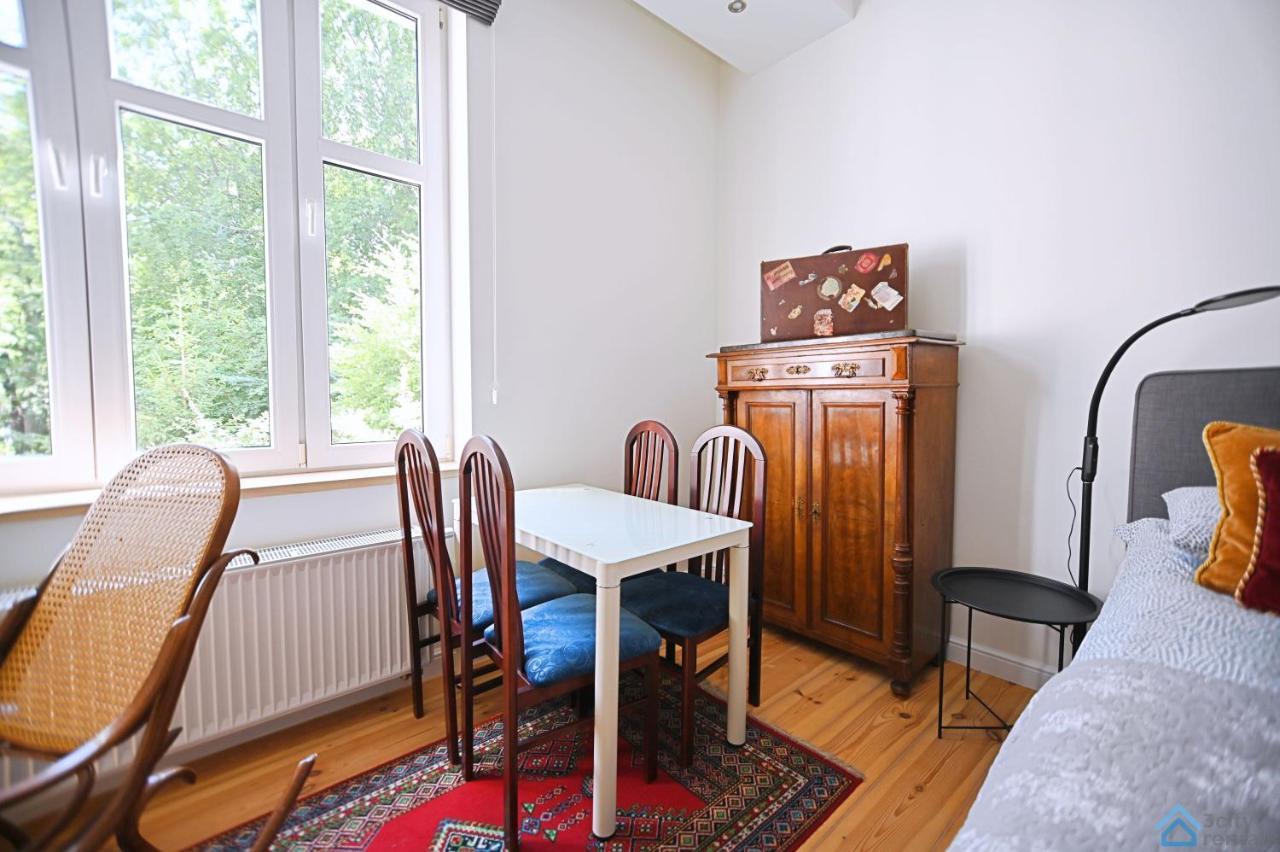 Beige And Red 3City Studio In Sopot With Outdoor Parking By Noclegi Renters Buitenkant foto